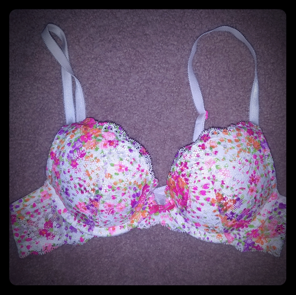 Victoria's Secret Dream Angels push up bra 32a